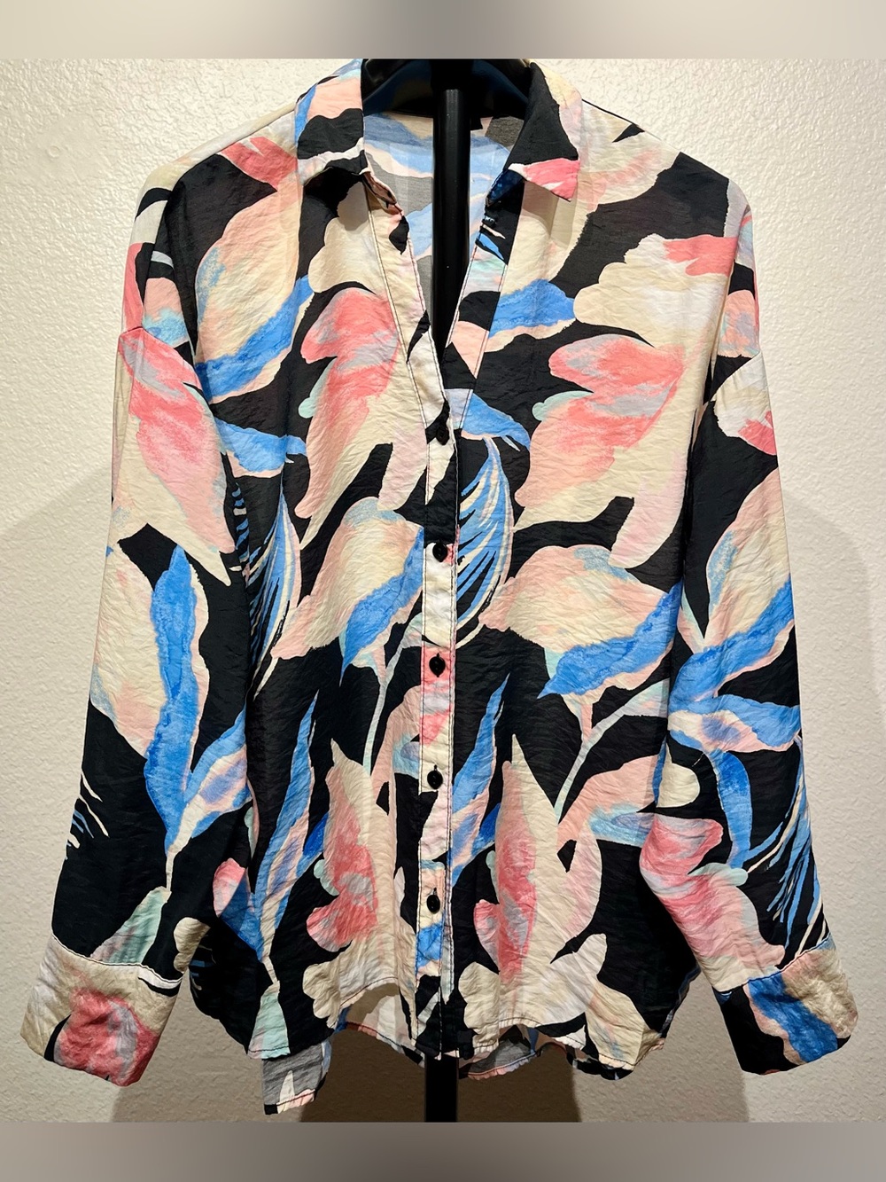 Vero Moda Black Floral-Print Blouse with Pink & Blue Accents - Size S (Women’s)